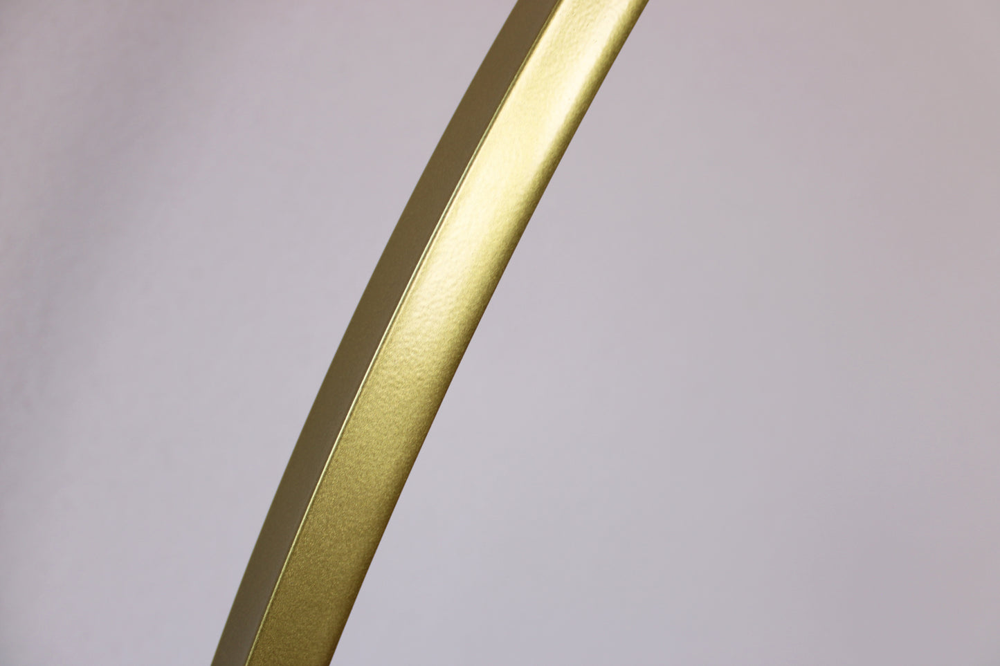 This simple and delicate metal stands on photos are made in color 4. Visit "Arches for you" to see more details and items.