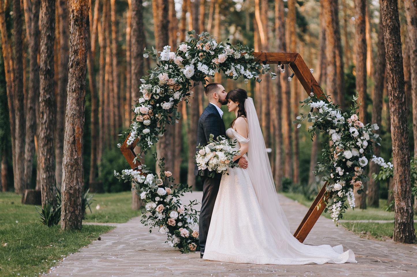 Hexagonal wooden arch for a wedding. Strong and high-quality. "Arches for you" offers free standard shipping on orders.