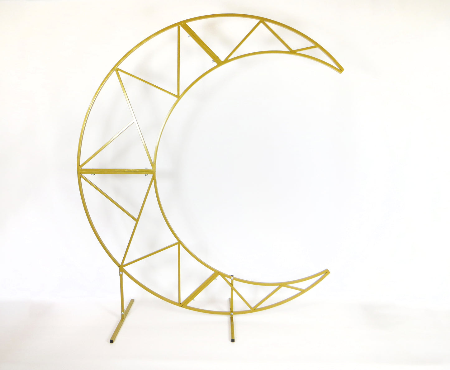 Crescent metal wedding golden arch